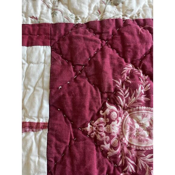 Vintage ARMOIRE KING HANDCRAFTED QUILT SOLID CREAM ST. REMY RIBBONS - Picture 7 of 14